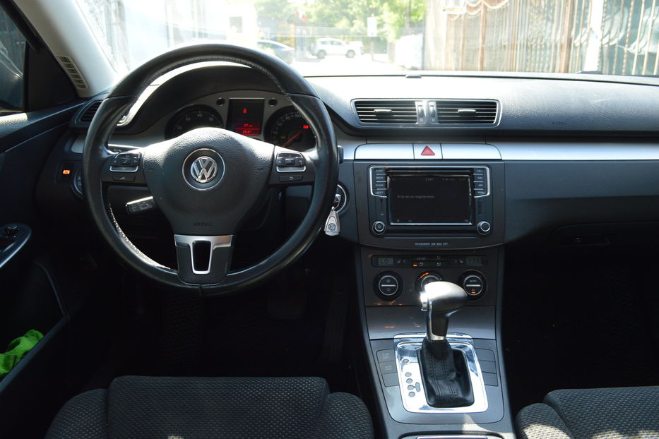 Продам Volkswagen Passat B6 Official 2008 года в Одессе
