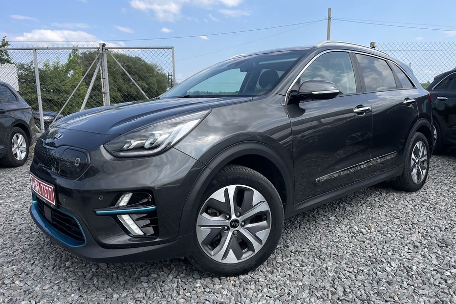 Продам Kia Niro 64 kw PREMIUM  2021 года в Львове