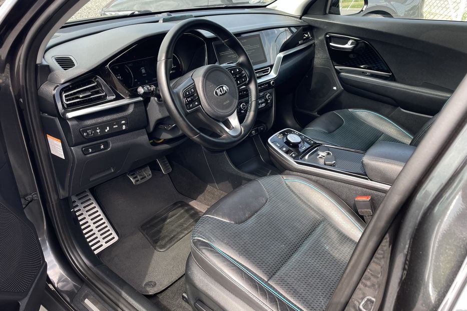 Продам Kia Niro 64 kw PREMIUM  2021 года в Львове
