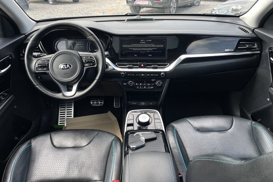 Продам Kia Niro 64 kw PREMIUM  2021 года в Львове