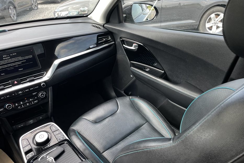 Продам Kia Niro 64 kw PREMIUM  2021 года в Львове