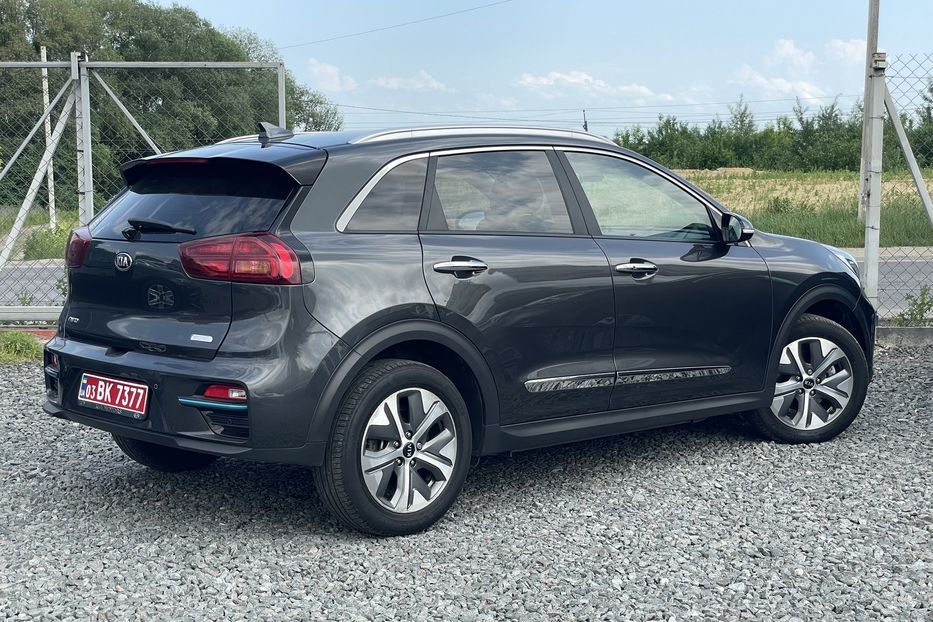 Продам Kia Niro 64 kw PREMIUM  2021 года в Львове