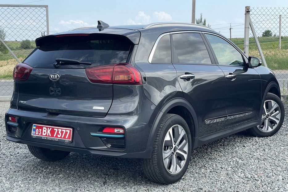 Продам Kia Niro 64 kw PREMIUM  2021 года в Львове