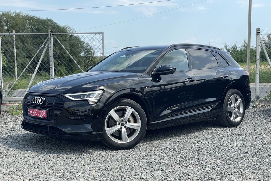 Продам Audi E-Tron 55 quattro 2021 года в Львове