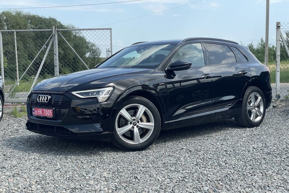 Продам Audi E-Tron 55 quattro 2021 года в Львове