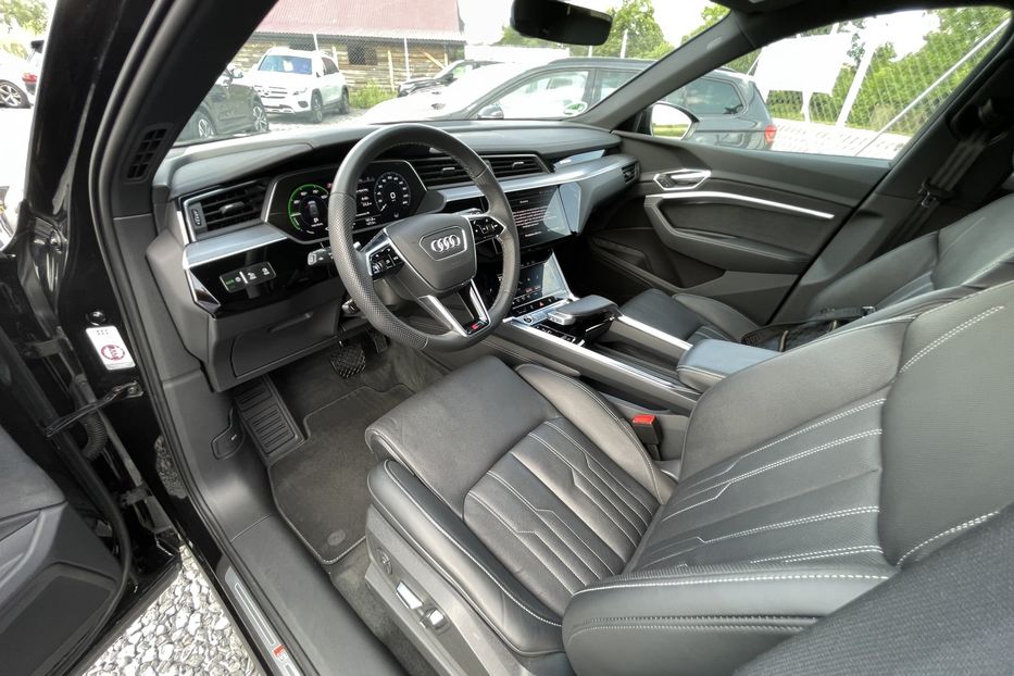 Продам Audi E-Tron 55 quattro 2021 года в Львове