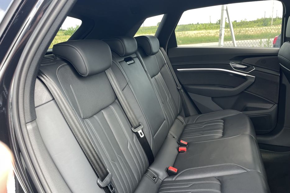Продам Audi E-Tron 55 quattro 2021 года в Львове
