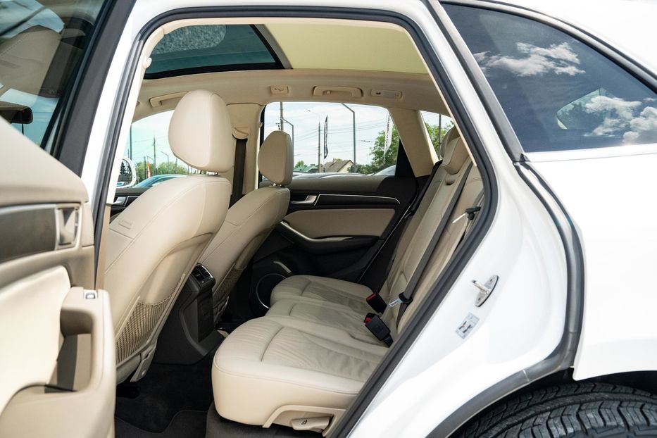 Продам Audi Q5 Premium Plus 2015 года в Черновцах