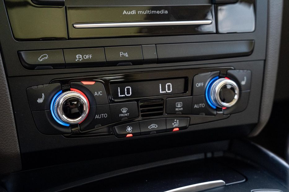 Продам Audi Q5 Premium Plus 2015 года в Черновцах