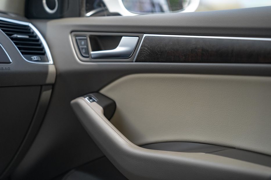 Продам Audi Q5 Premium Plus 2015 года в Черновцах