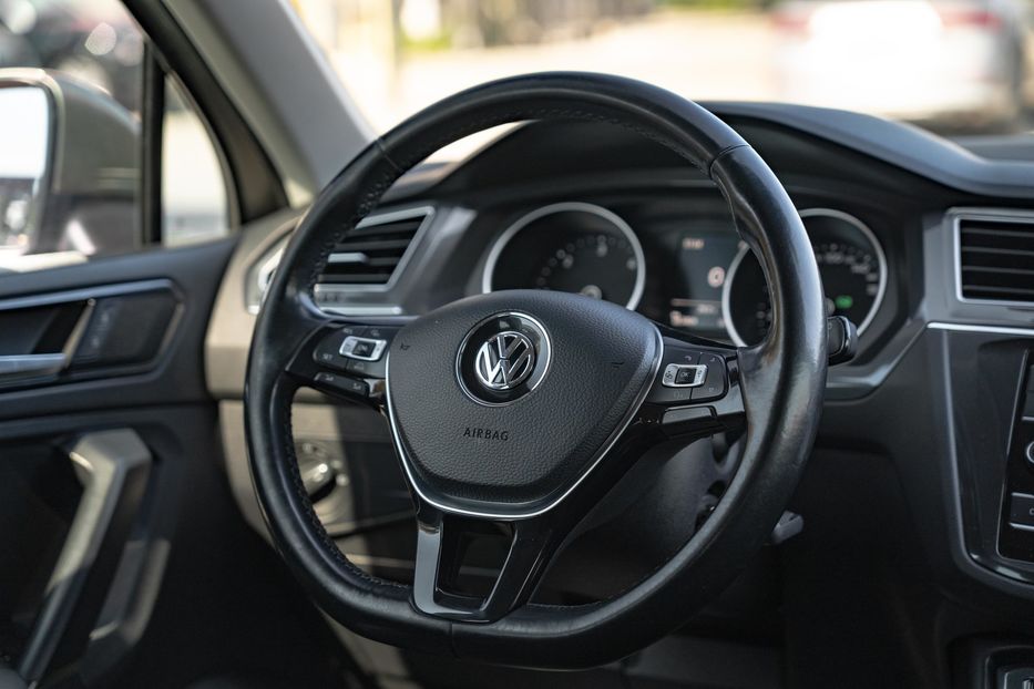 Продам Volkswagen Tiguan 4Motion 2017 года в Черновцах