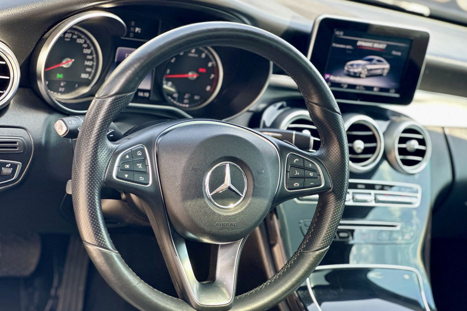 Продам Mercedes-Benz C-Class 2017 года в Киеве