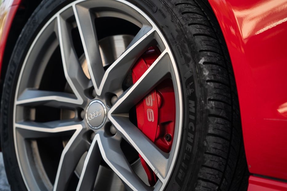Продам Audi S6 Prestige 2018 года в Черновцах