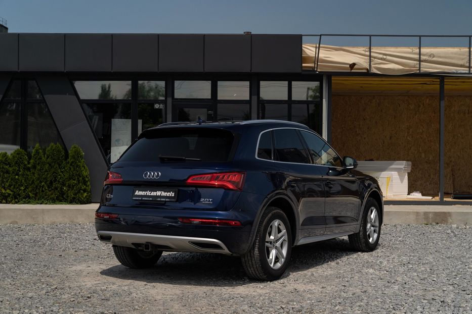 Продам Audi Q5 Premium Plus 2018 года в Черновцах