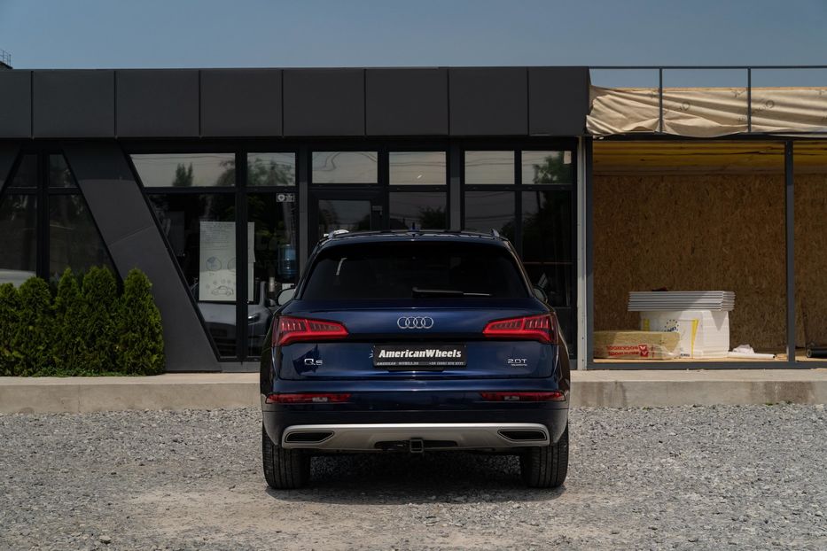 Продам Audi Q5 Premium Plus 2018 года в Черновцах