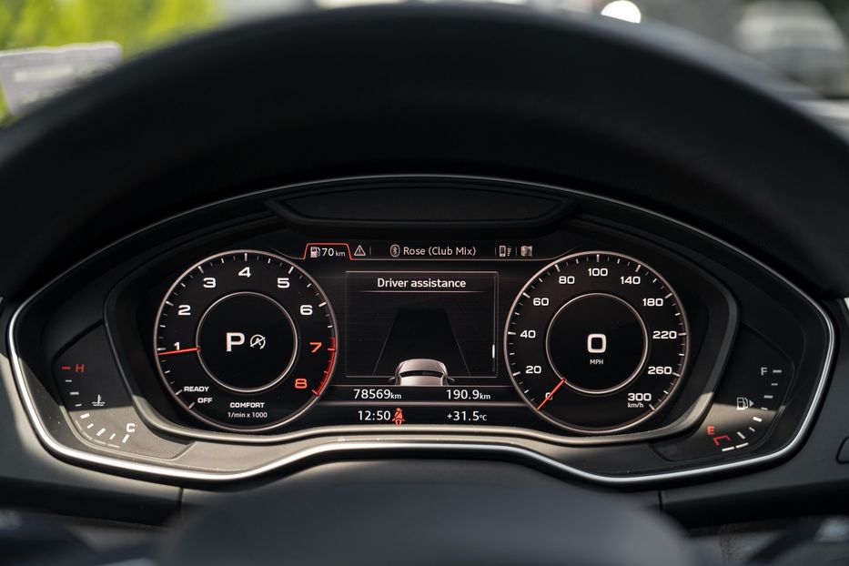 Продам Audi Q5 Premium Plus 2018 года в Черновцах