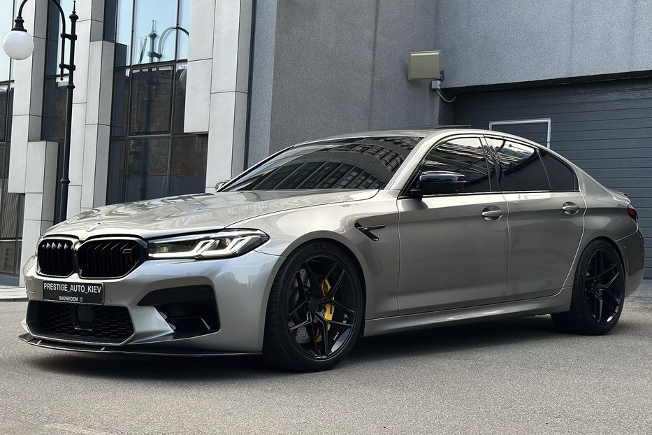 Продам BMW M5 2019 года в Киеве