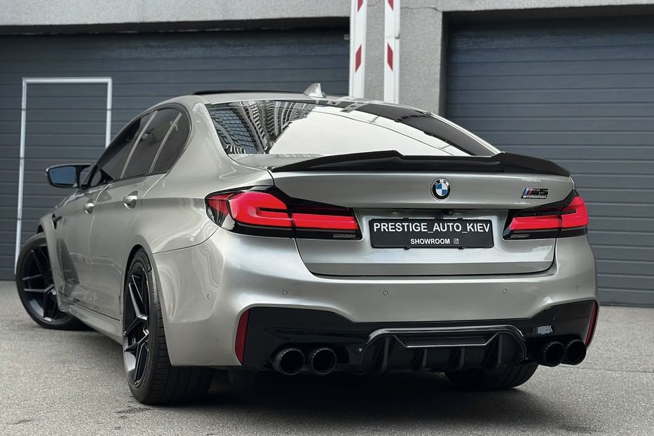 Продам BMW M5 2019 года в Киеве