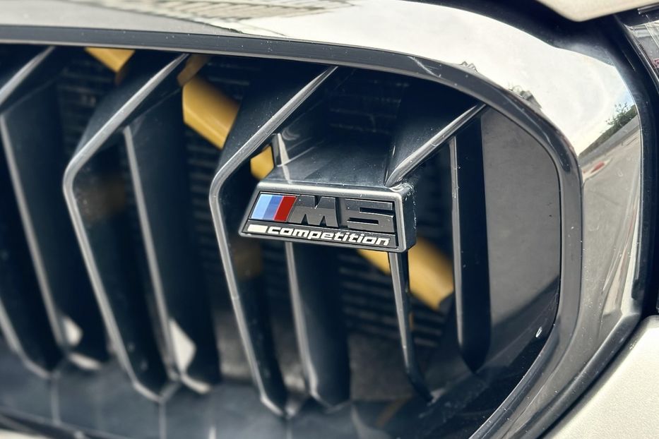 Продам BMW M5 2019 года в Киеве