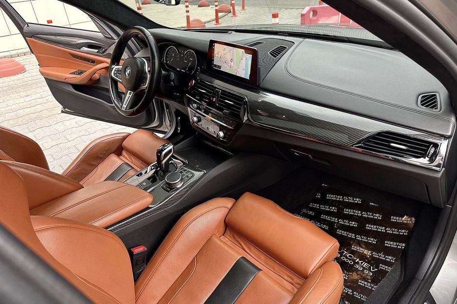 Продам BMW M5 2019 года в Киеве