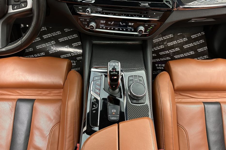 Продам BMW M5 2019 года в Киеве
