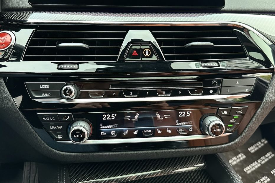 Продам BMW M5 2019 года в Киеве