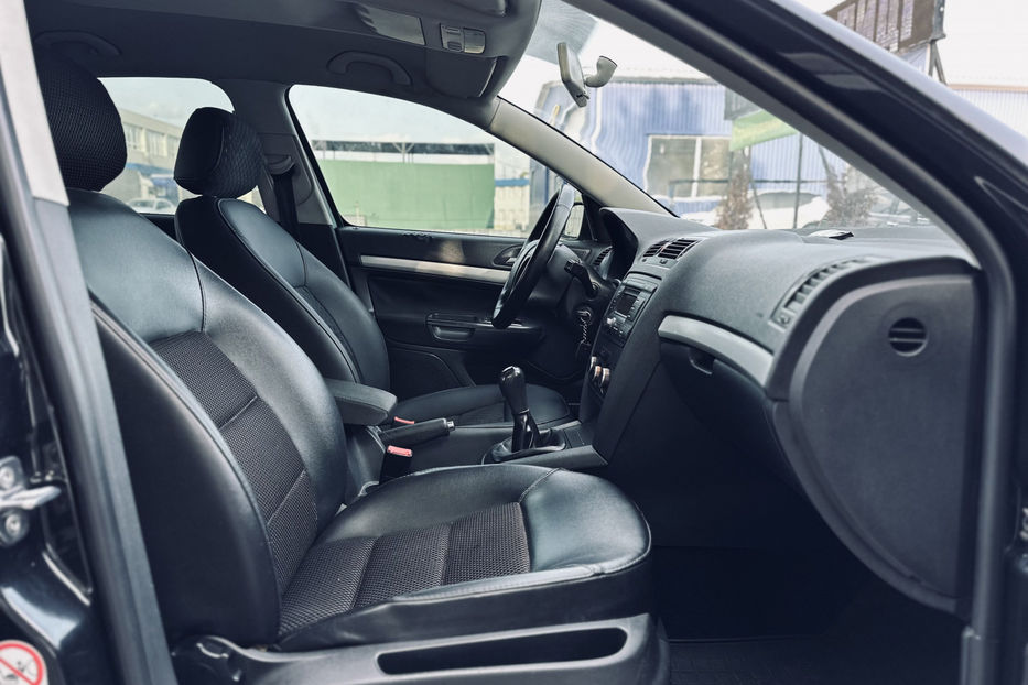 Продам Skoda Octavia A5 2006 года в Киеве