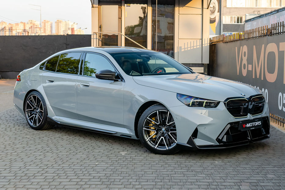 Продам BMW M5 Hybrid MXdrive 2025 года в Киеве