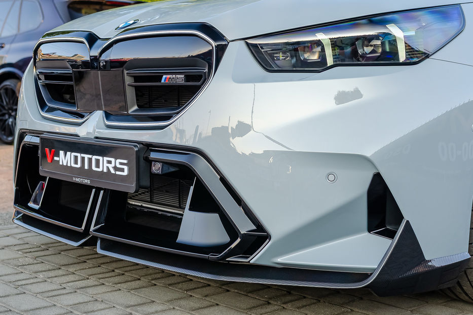 Продам BMW M5 Hybrid MXdrive 2025 года в Киеве