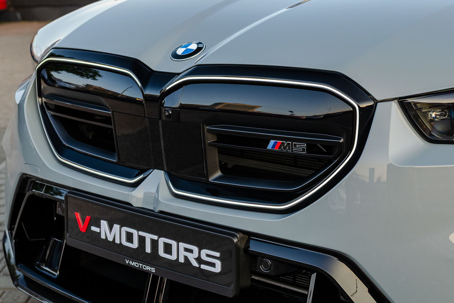 Продам BMW M5 Hybrid MXdrive 2025 года в Киеве