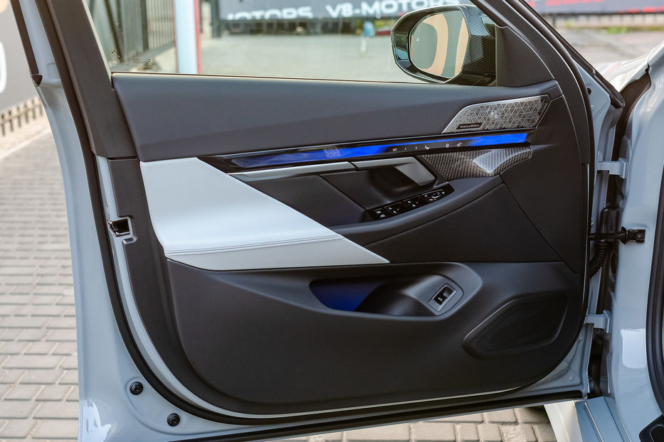 Продам BMW M5 Hybrid MXdrive 2025 года в Киеве