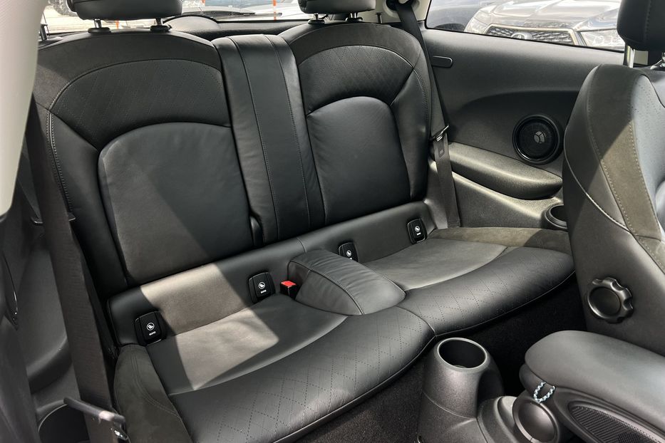Продам MINI Cooper S 32.6kWh (OFFSITE) 2022 года в г. Умань, Черкасская область