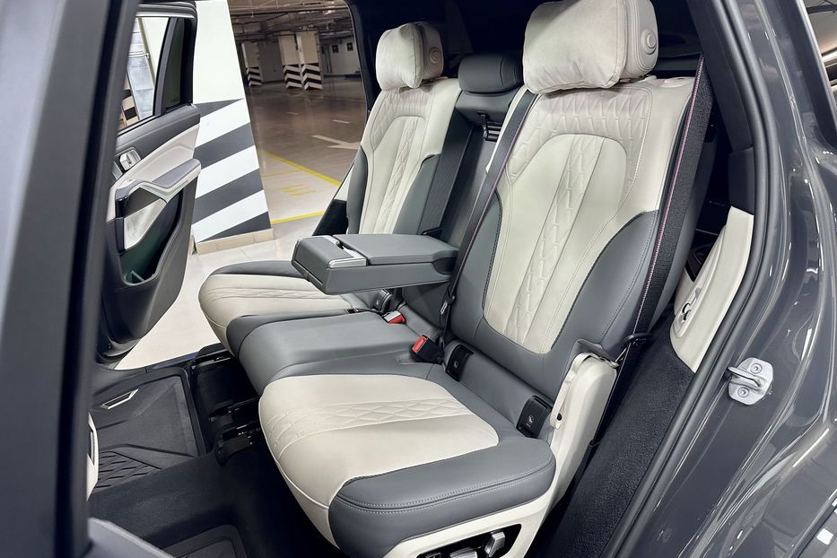 Продам BMW Alpina XB7 2022 года в Киеве