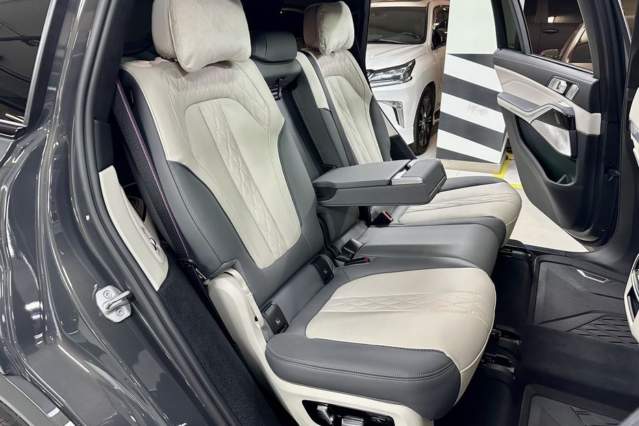 Продам BMW Alpina XB7 2022 года в Киеве