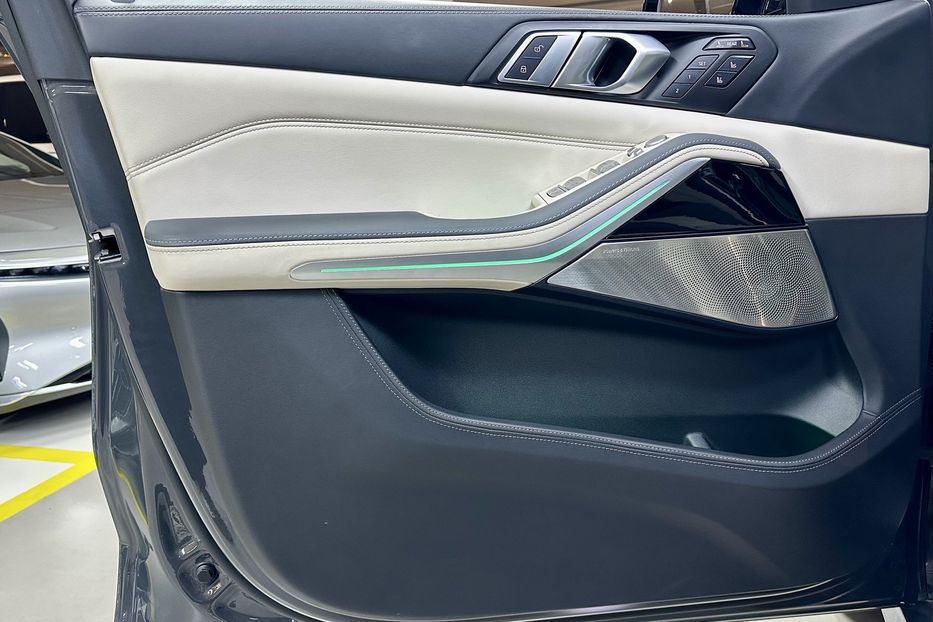 Продам BMW Alpina XB7 2022 года в Киеве