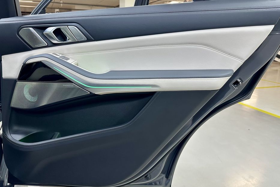 Продам BMW Alpina XB7 2022 года в Киеве
