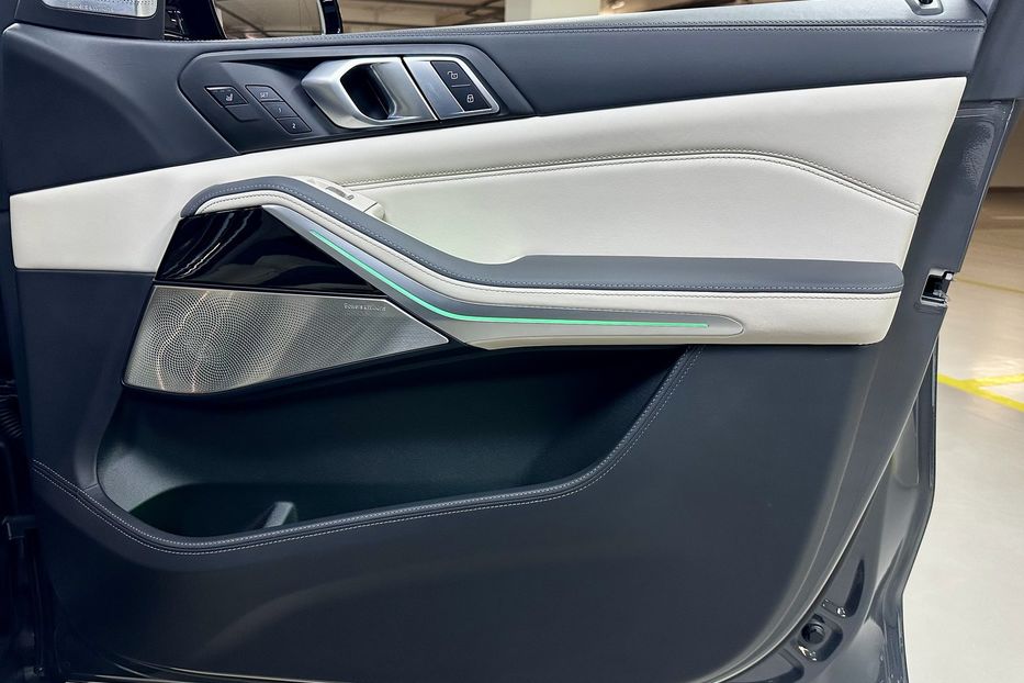 Продам BMW Alpina XB7 2022 года в Киеве