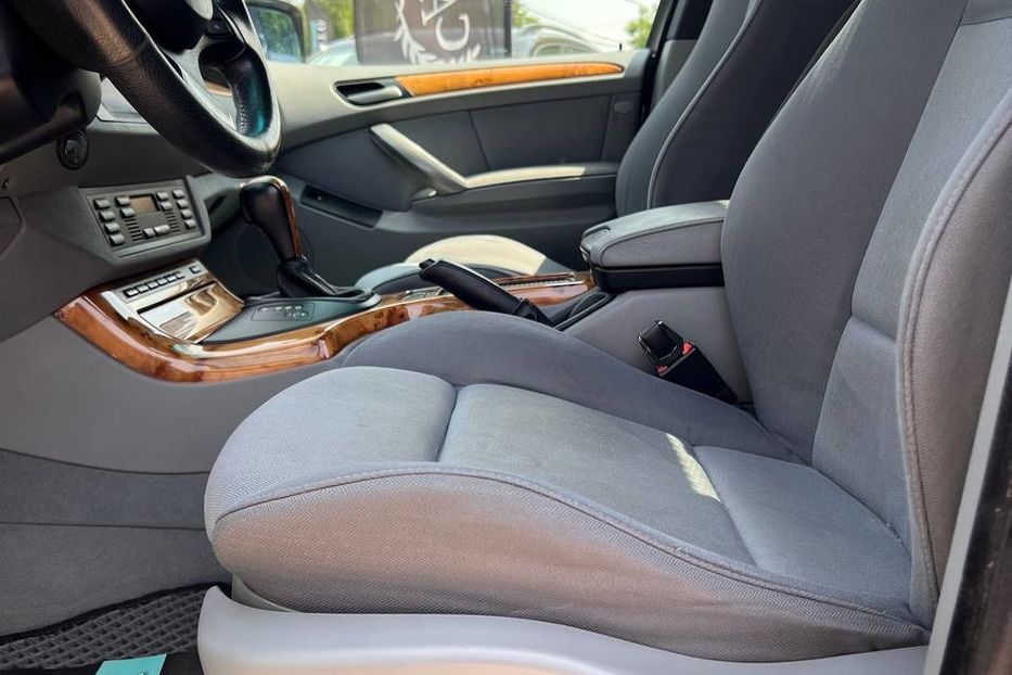 Продам BMW X5 2004 года в Черновцах