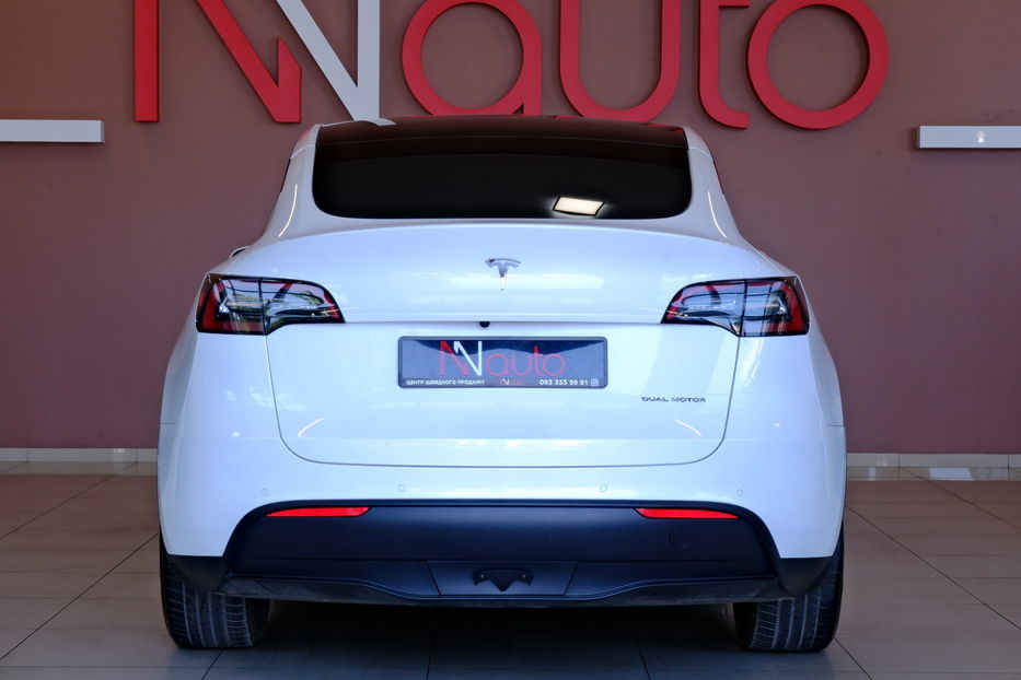 Продам Tesla Model Y 2023 года в Одессе