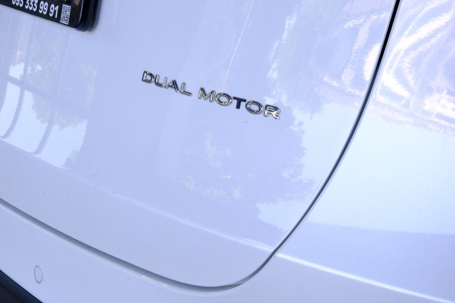 Продам Tesla Model Y 2023 года в Одессе