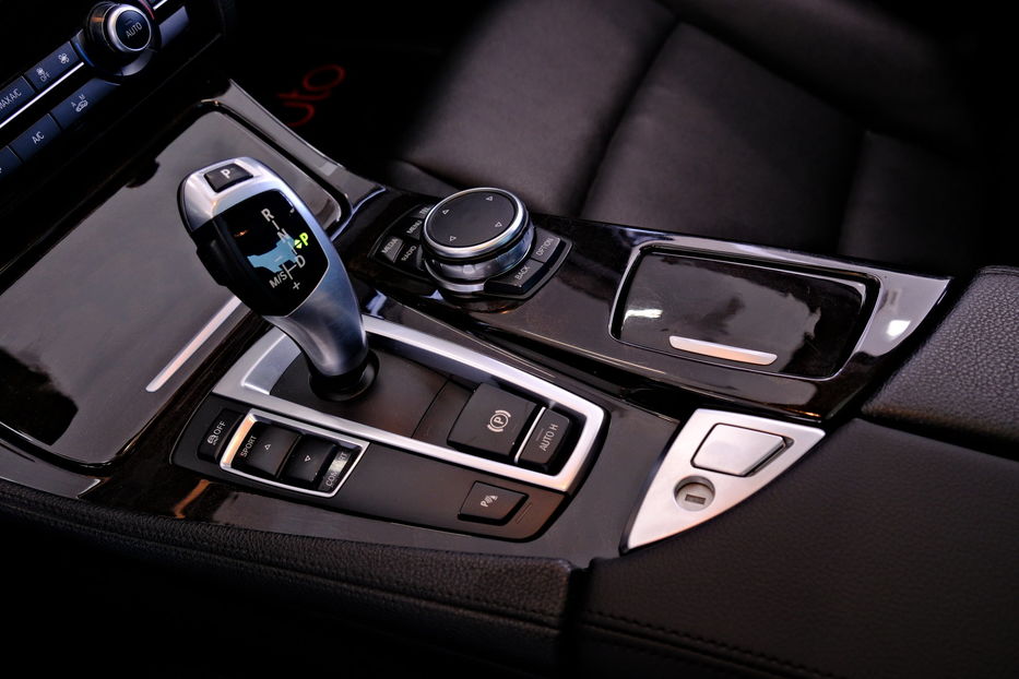 Продам BMW 528 2016 года в Одессе