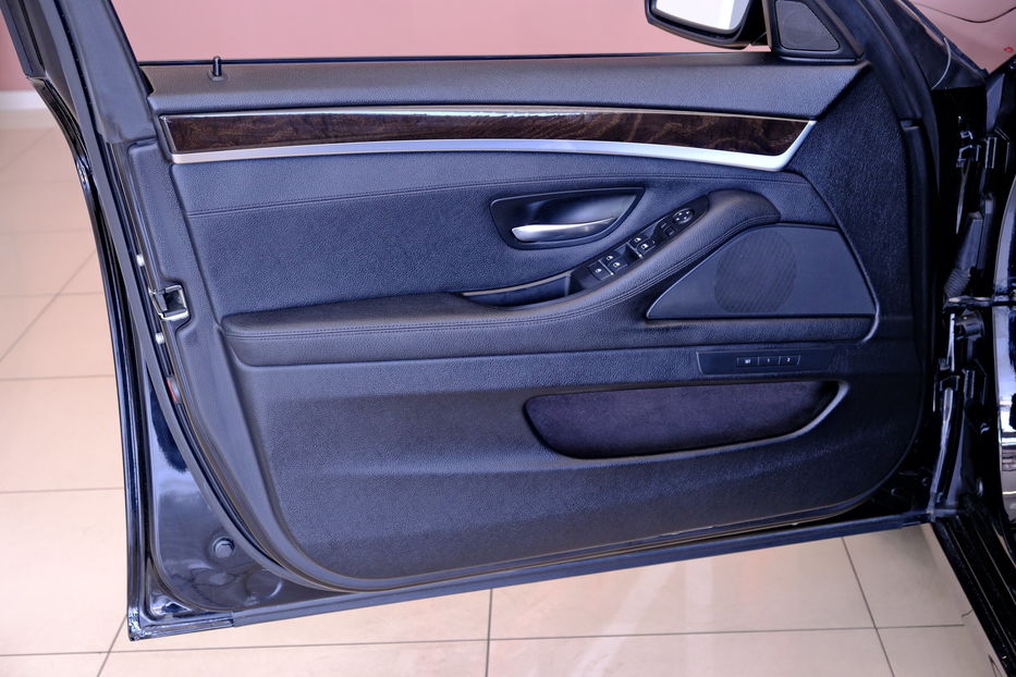 Продам BMW 528 2016 года в Одессе