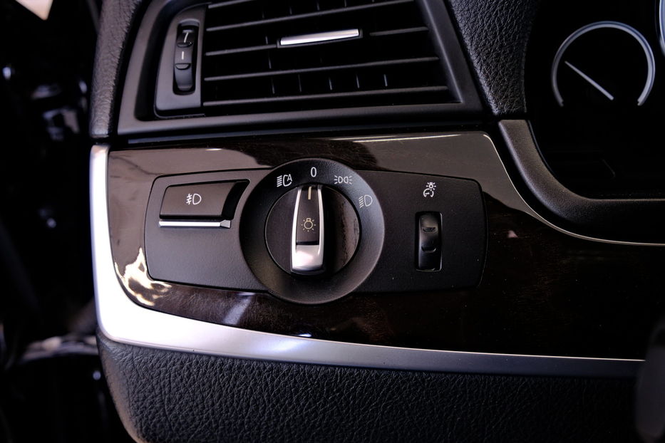 Продам BMW 528 2016 года в Одессе