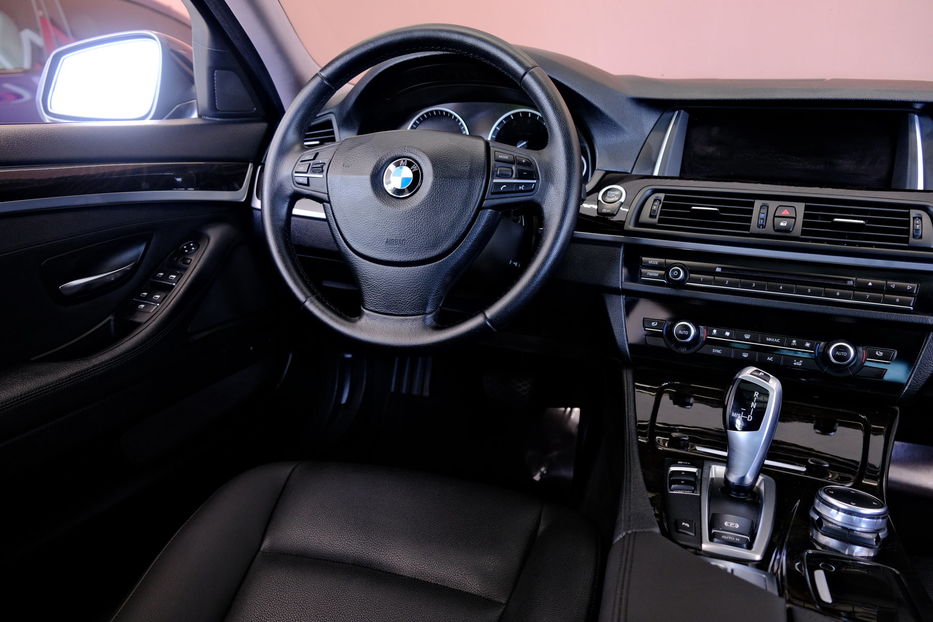 Продам BMW 528 2016 года в Одессе