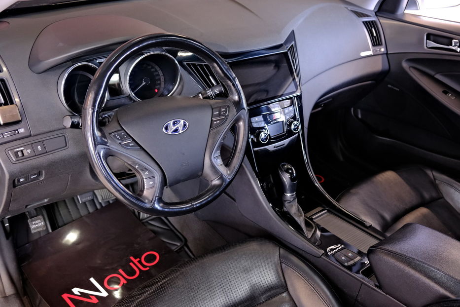 Продам Hyundai Sonata 2014 года в Одессе