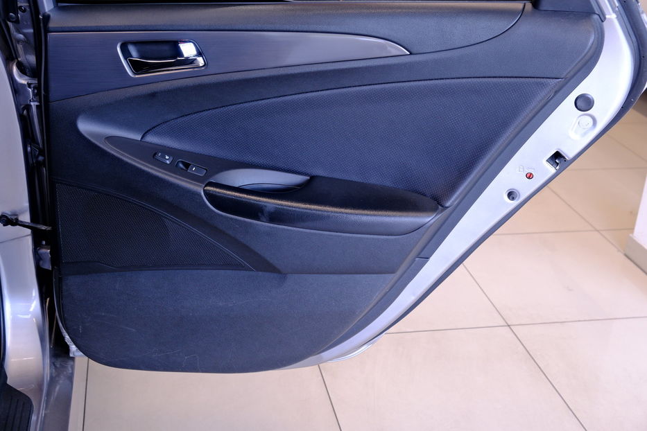 Продам Hyundai Sonata 2014 года в Одессе