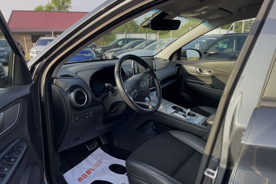 Продам Hyundai Kona 64квт  2019 года в Львове