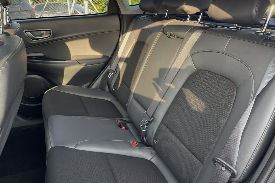 Продам Hyundai Kona 64квт  2019 года в Львове