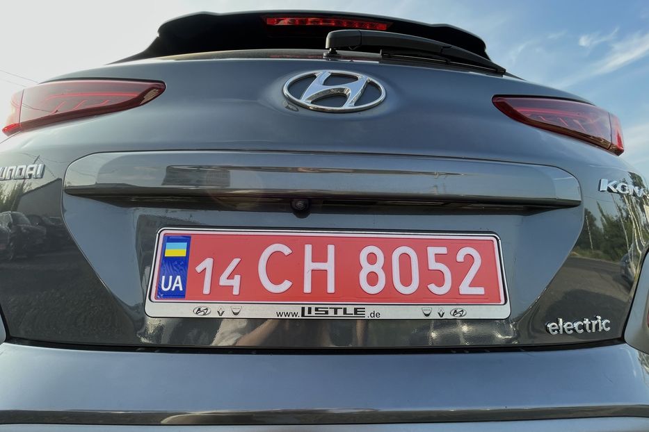 Продам Hyundai Kona 64квт  2019 года в Львове