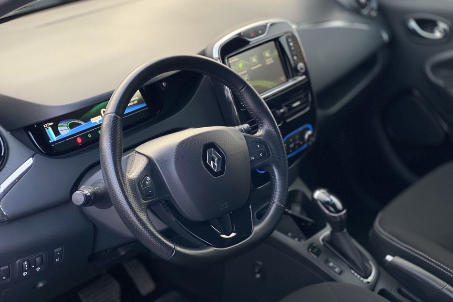 Продам Renault Zoe 2018 года в Луцке